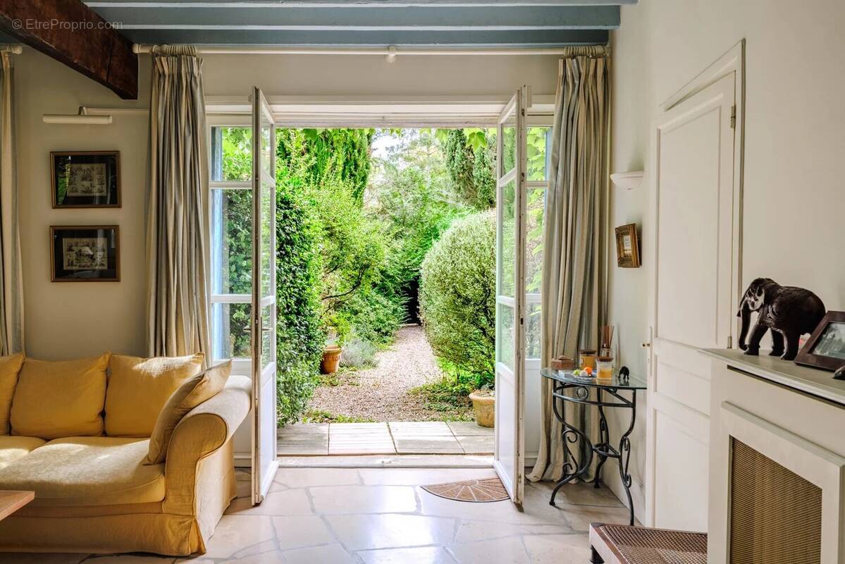 Maison à MONTAINVILLE