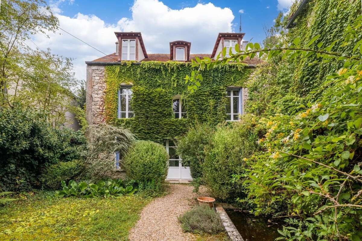 Maison à MONTAINVILLE