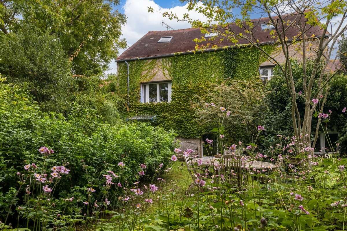 Maison à MONTAINVILLE