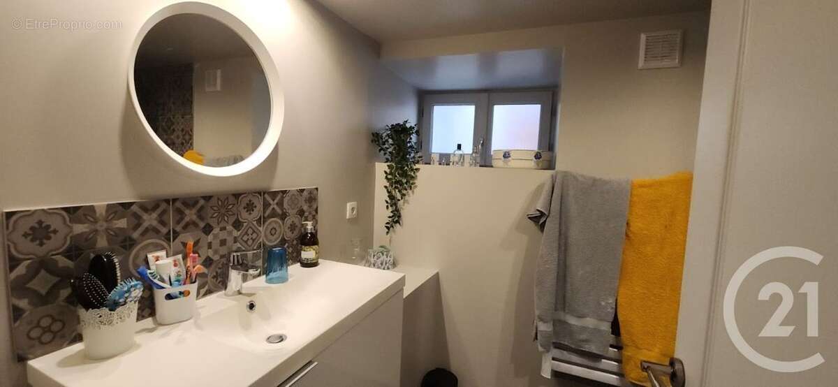 Maison à ANGLARDS-DE-SALERS