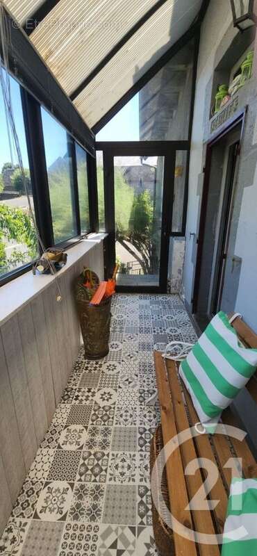 Maison à ANGLARDS-DE-SALERS