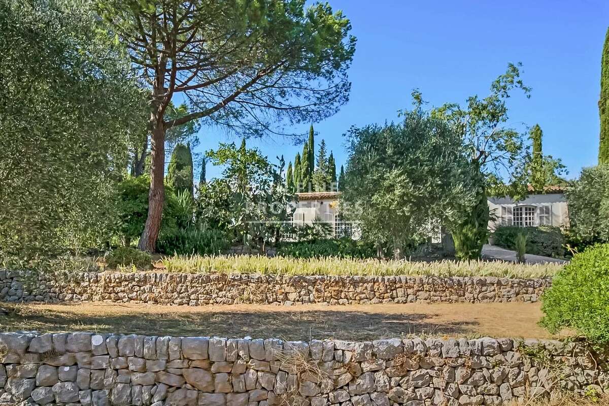 Maison à AURIBEAU-SUR-SIAGNE