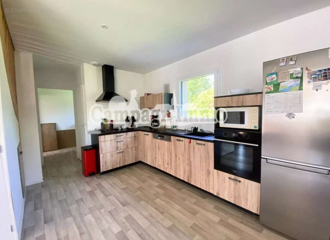 Maison à SAINT-SYMPHORIEN-DE-LAY