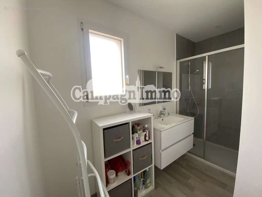 Maison à SAINT-SYMPHORIEN-DE-LAY