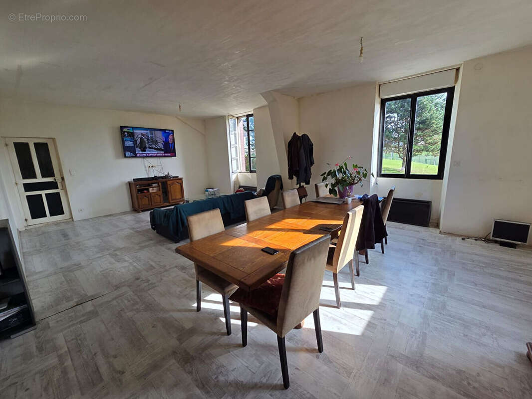 Appartement à BRECEY