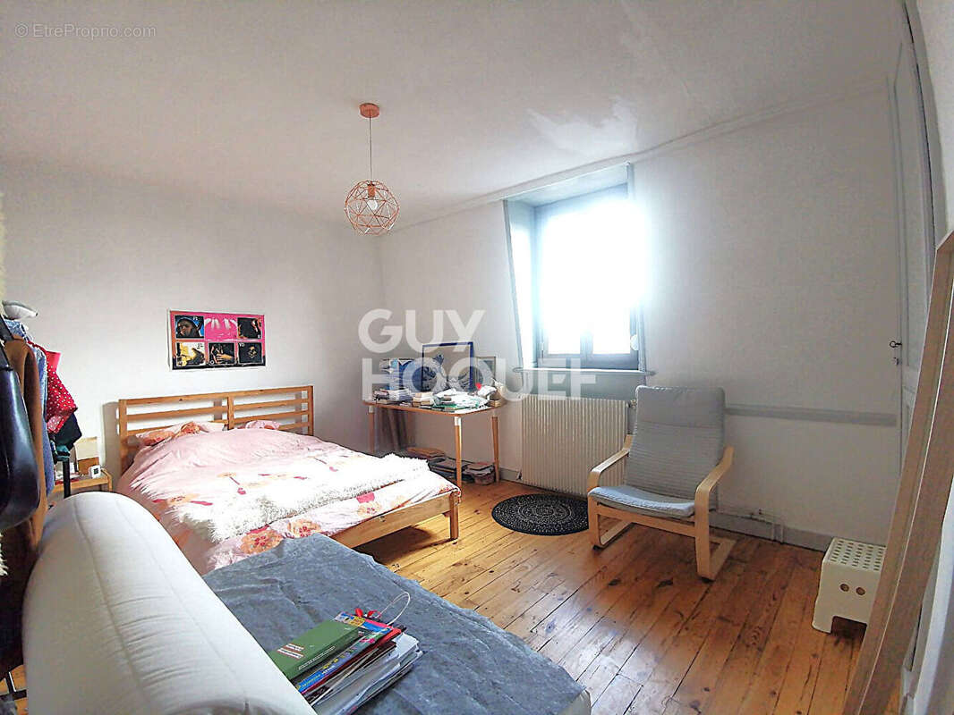 Maison à LA CHAPELLE-D&#039;ARMENTIERES