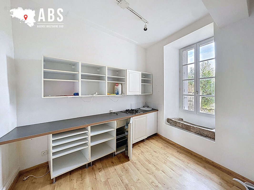 Commerce à LA ROCHE-BERNARD