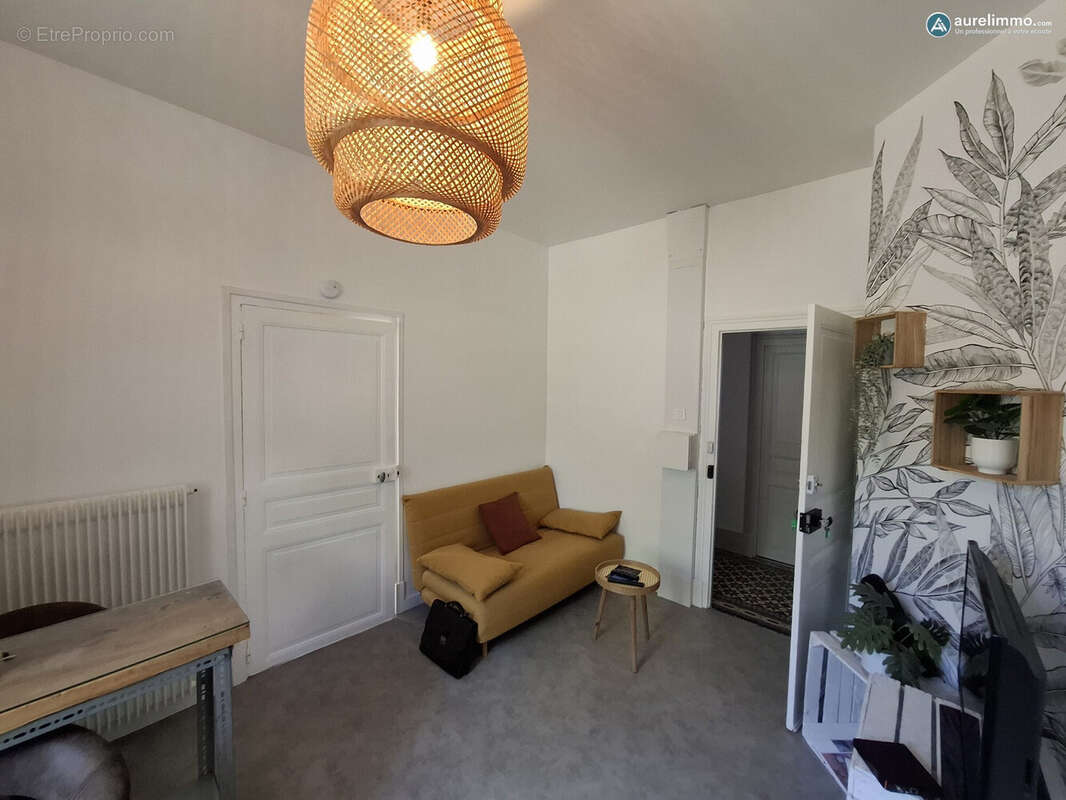 Appartement à NERIS-LES-BAINS