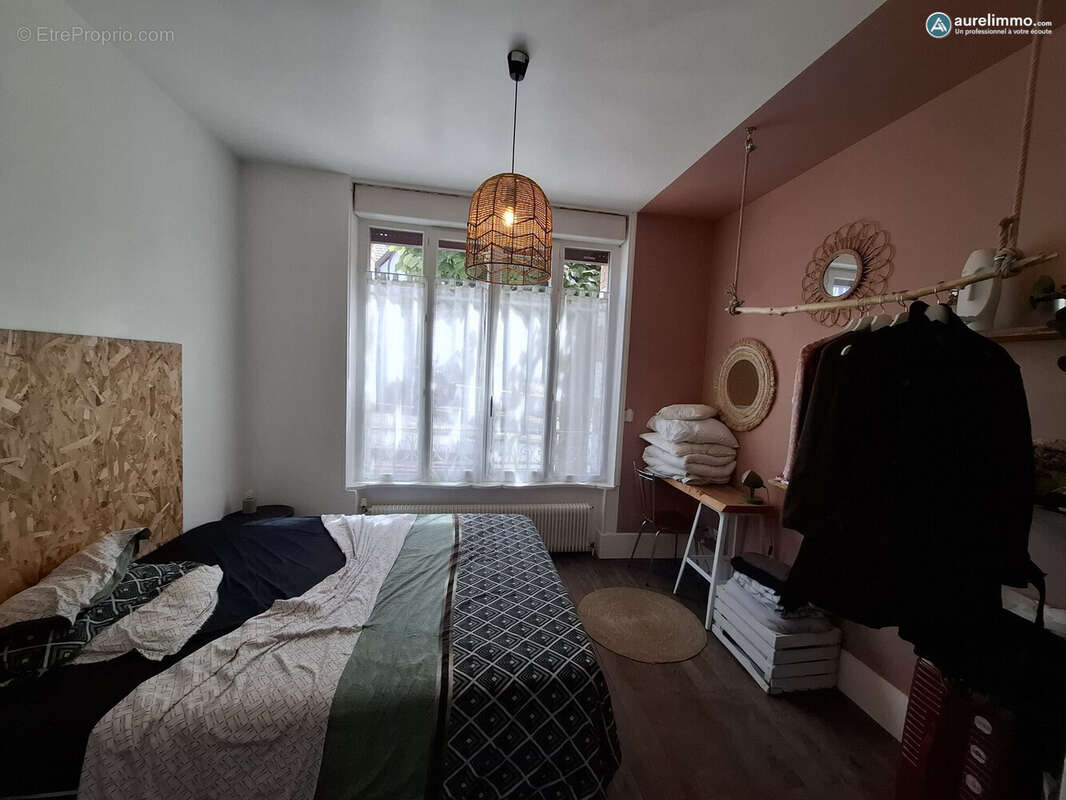 Appartement à NERIS-LES-BAINS