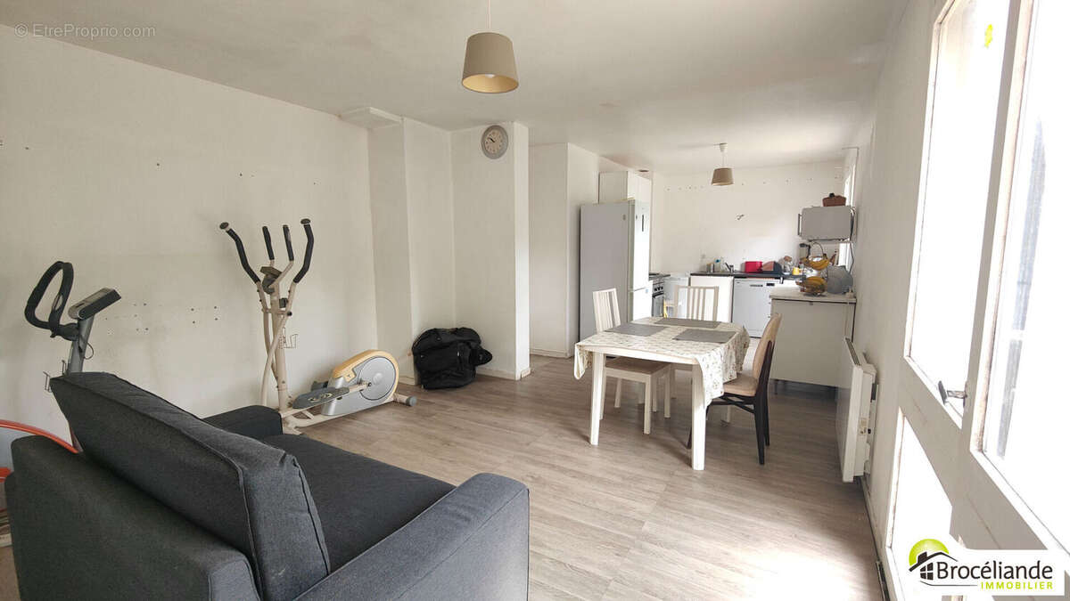 Maison à SAINT-GILLES