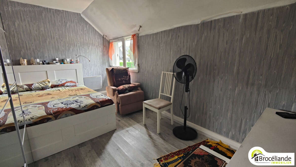 Maison à SAINT-GILLES