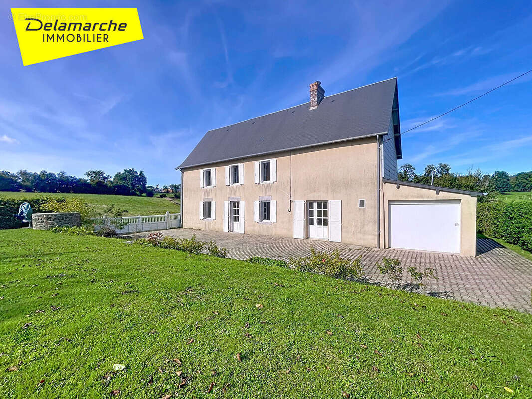 Maison à SAINT-DENIS-LE-VETU