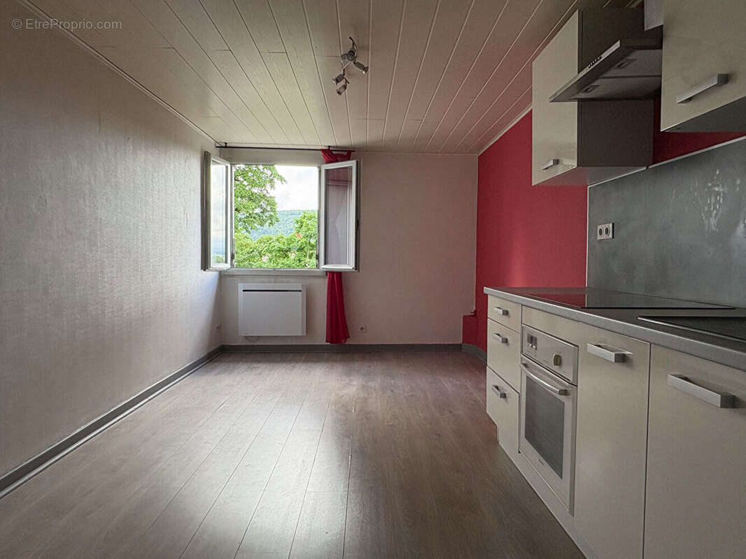 Appartement à CHAMPAGNOLE