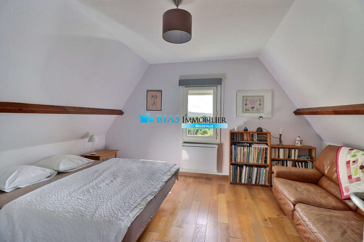 Maison à CONTEVILLE