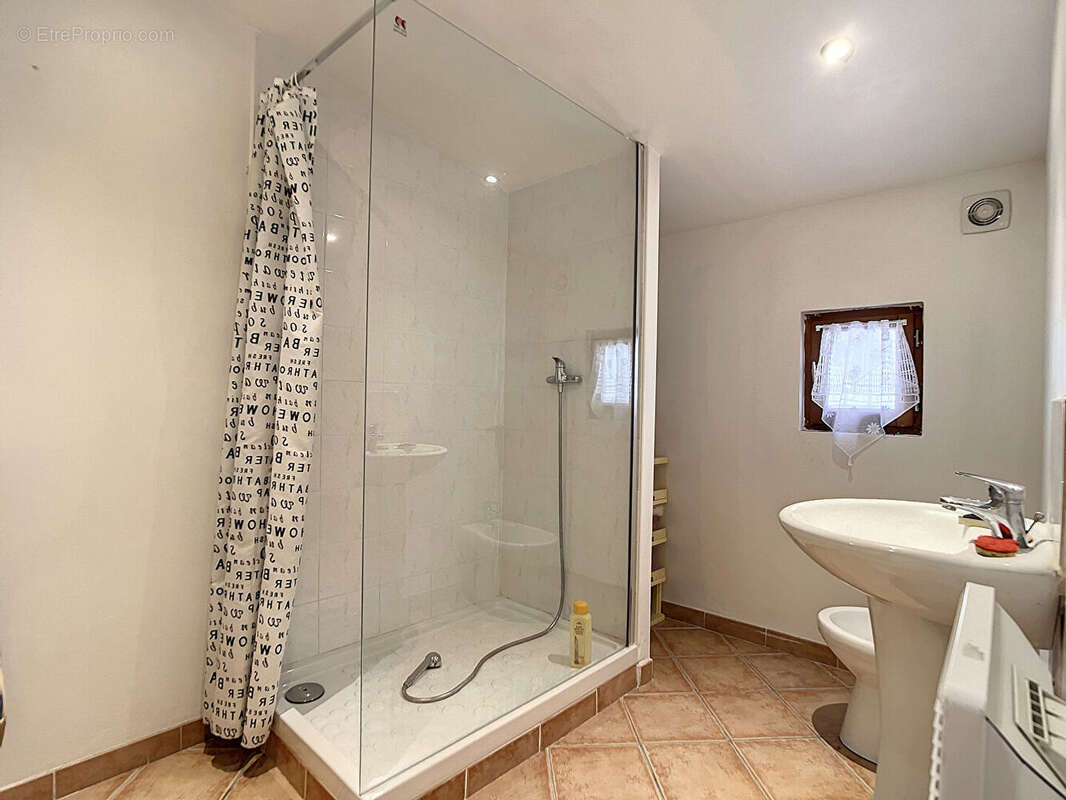 Maison à MARSEILLE-4E