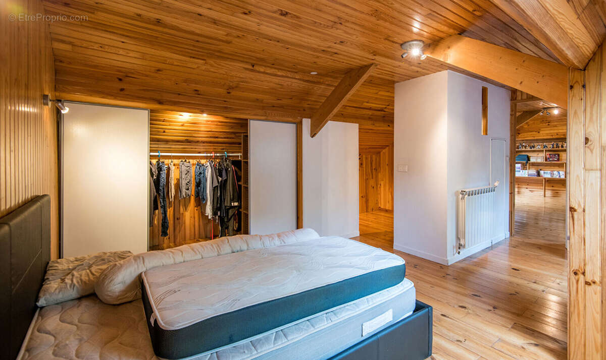 Maison à LE MONASTERE