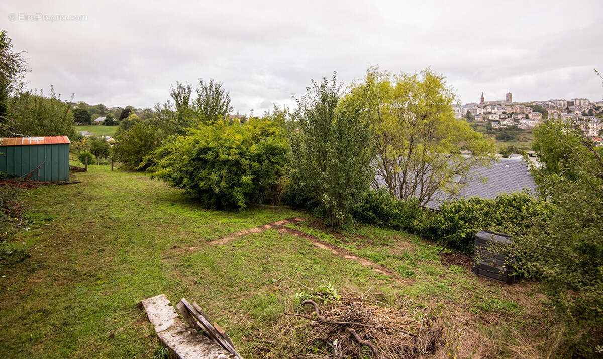 Maison à LE MONASTERE