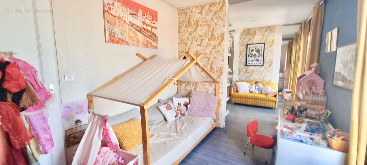 Maison à PONT-DU-CHATEAU