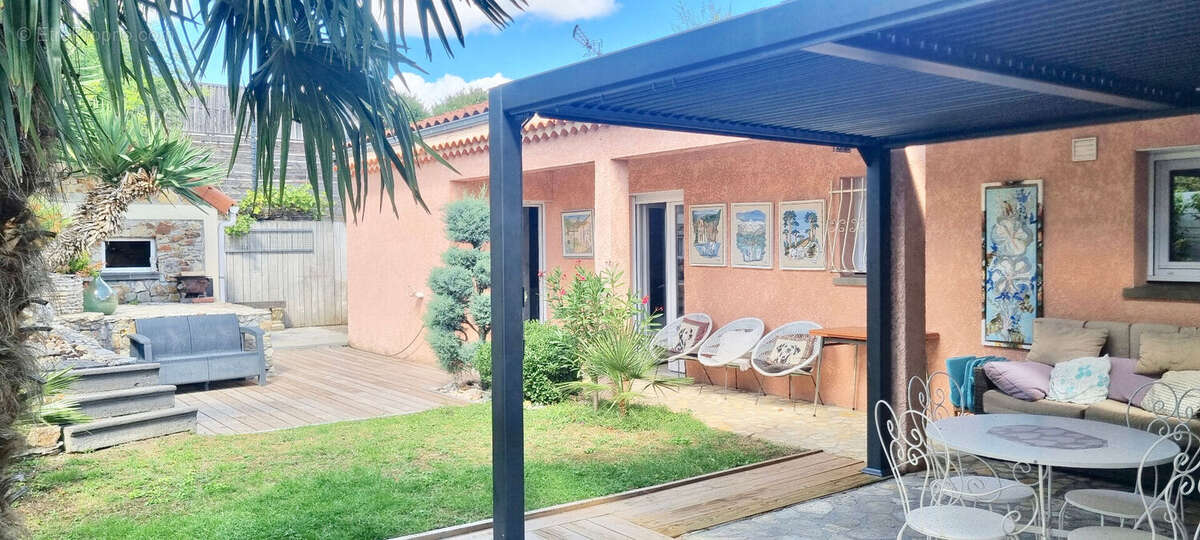 Maison à PONT-DU-CHATEAU