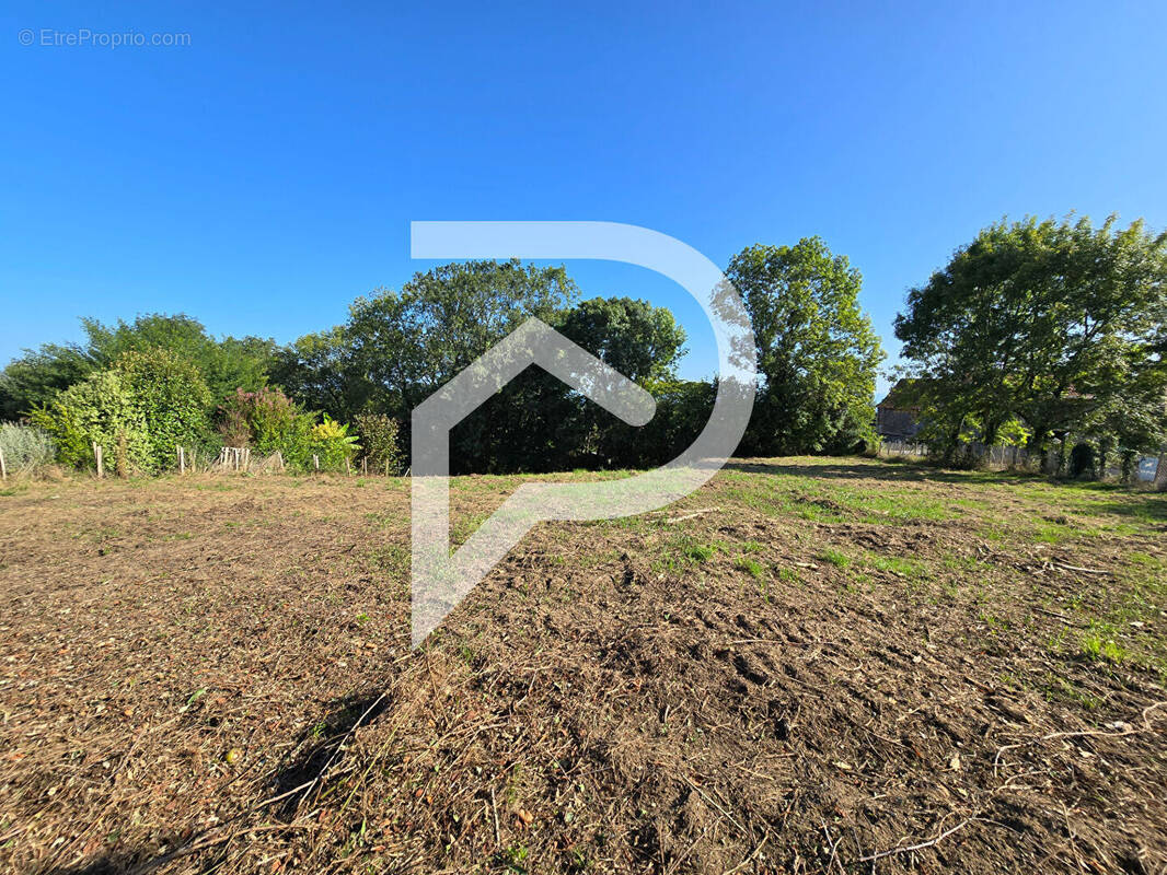 Terrain à ARTHEZ-DE-BEARN