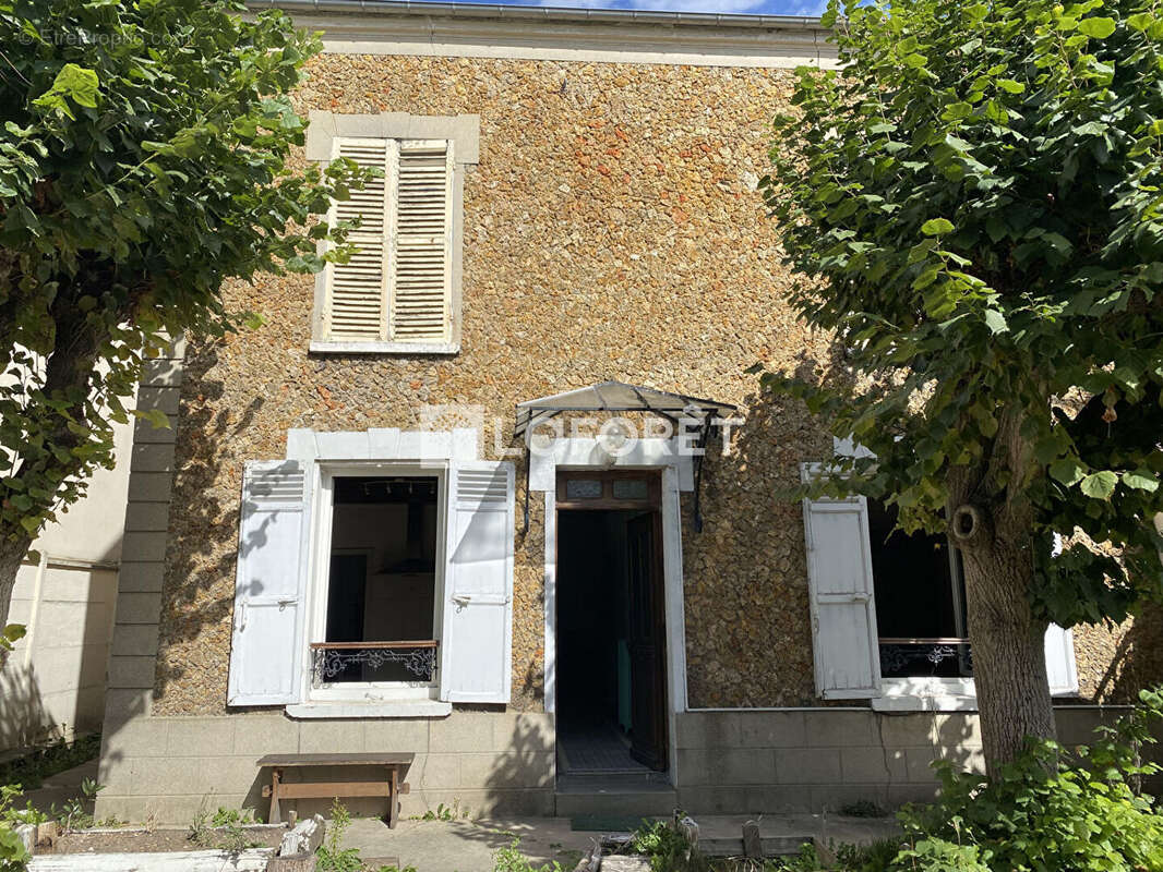Maison à LIMAY