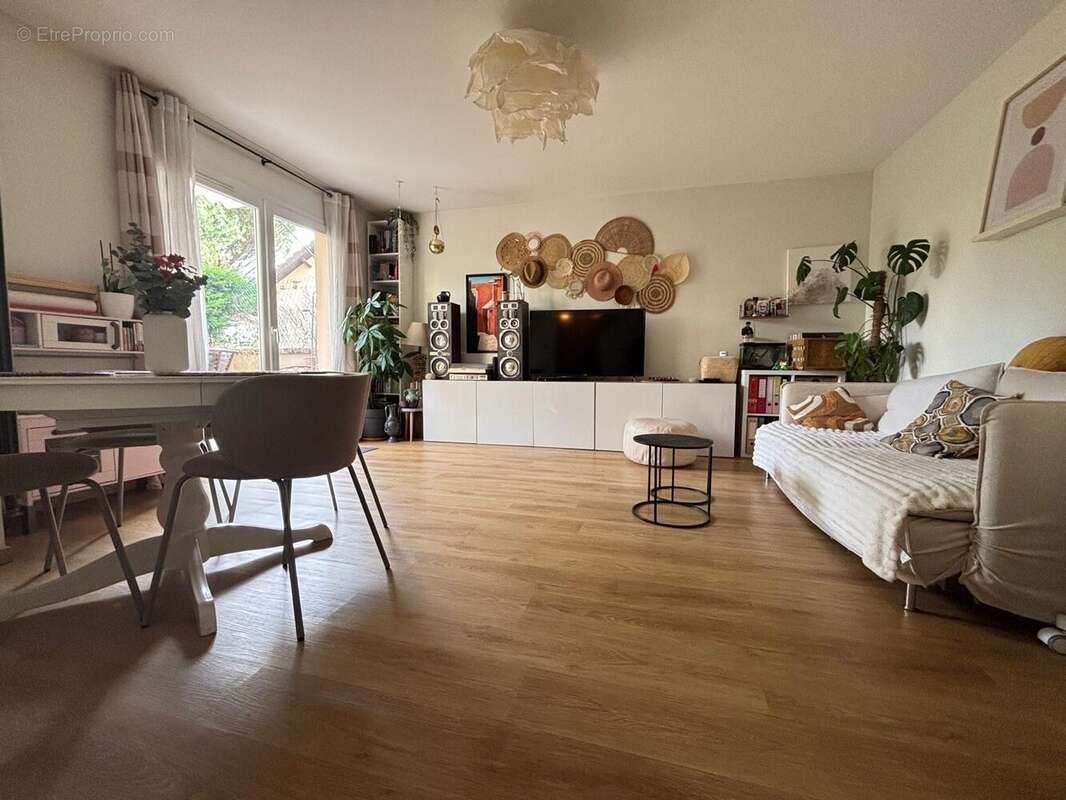 Appartement à SAINT-GERMAIN-LES-CORBEIL