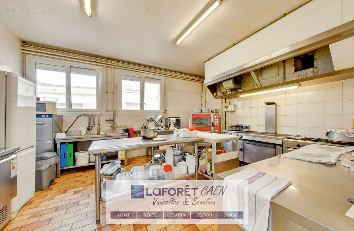 Commerce à BRETTEVILLE-SUR-LAIZE