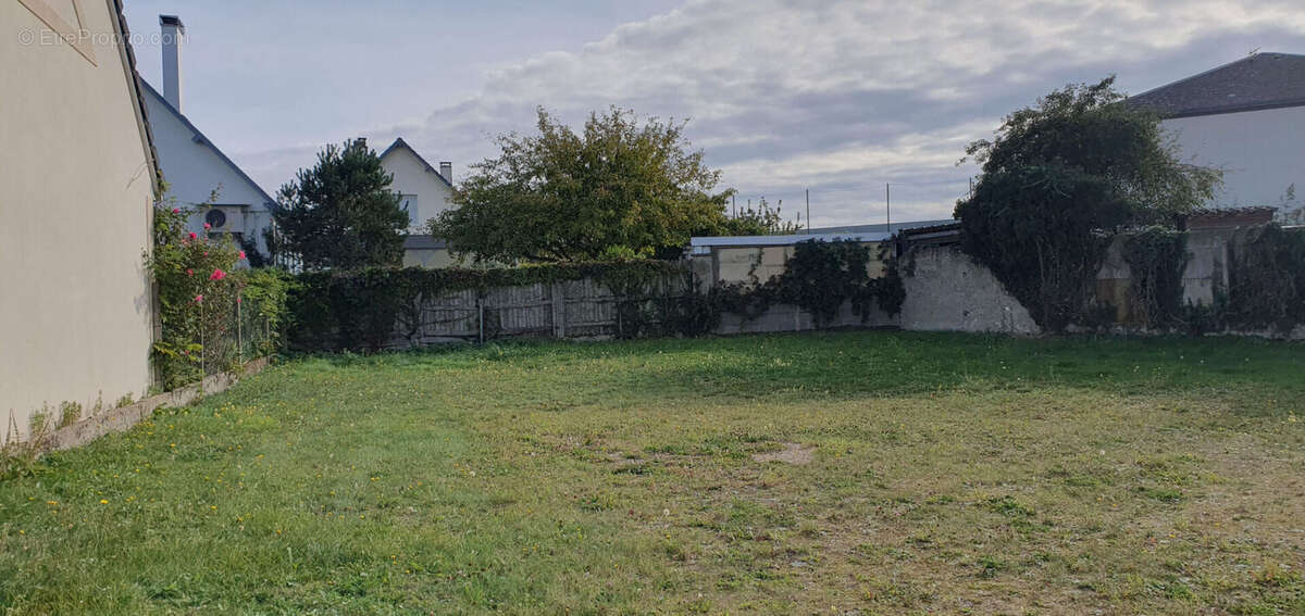 Terrain à EVREUX