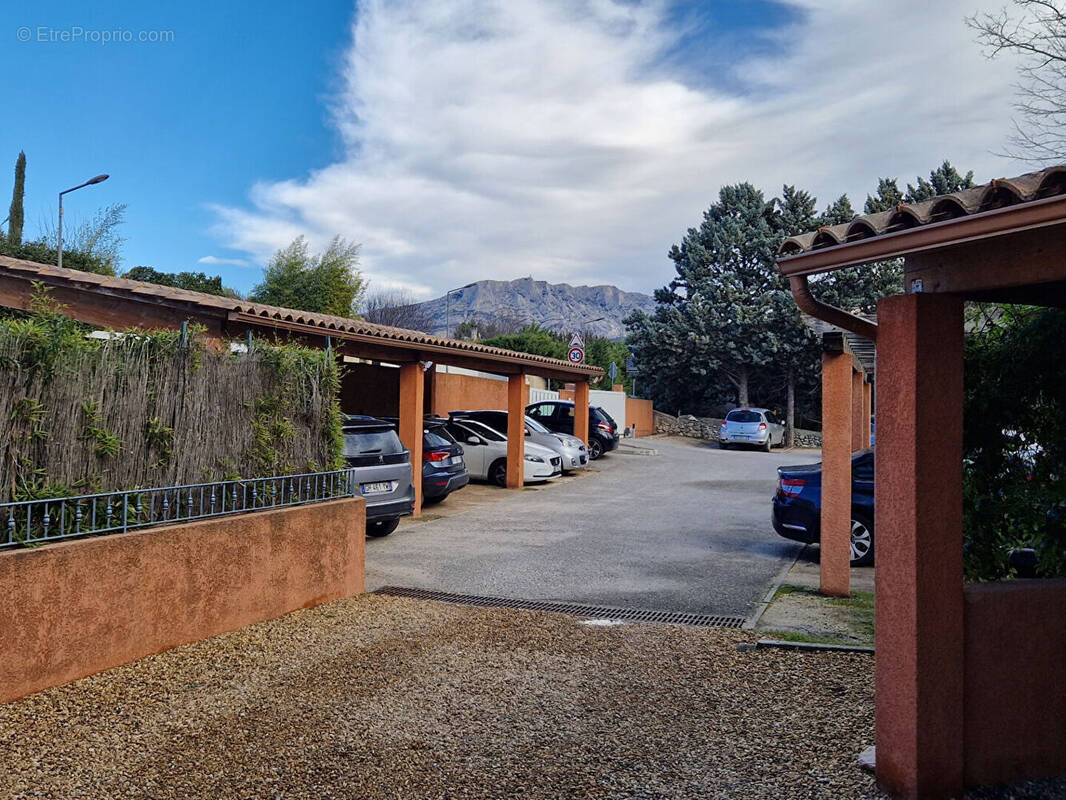 Appartement à MEYREUIL