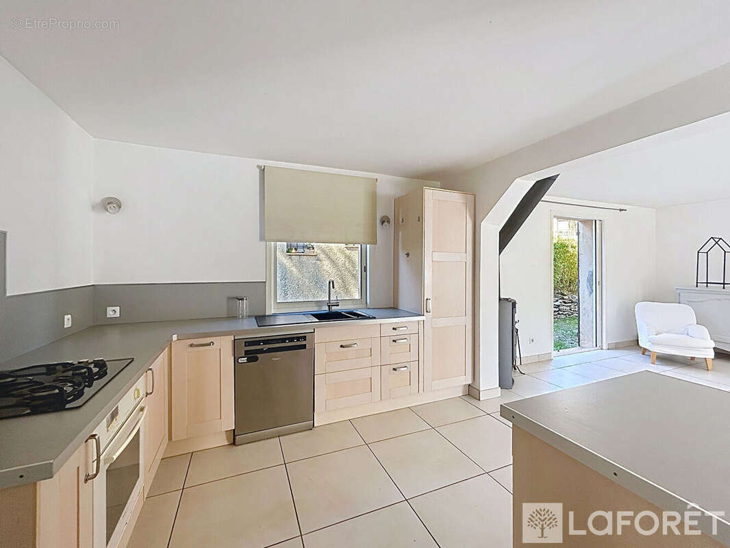 Maison à SAUSSET-LES-PINS