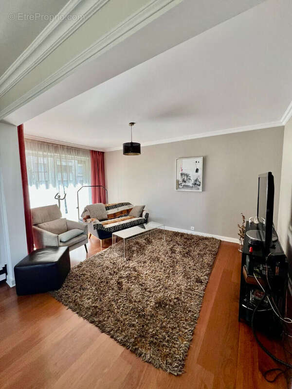 Appartement à SAINT-CLOUD