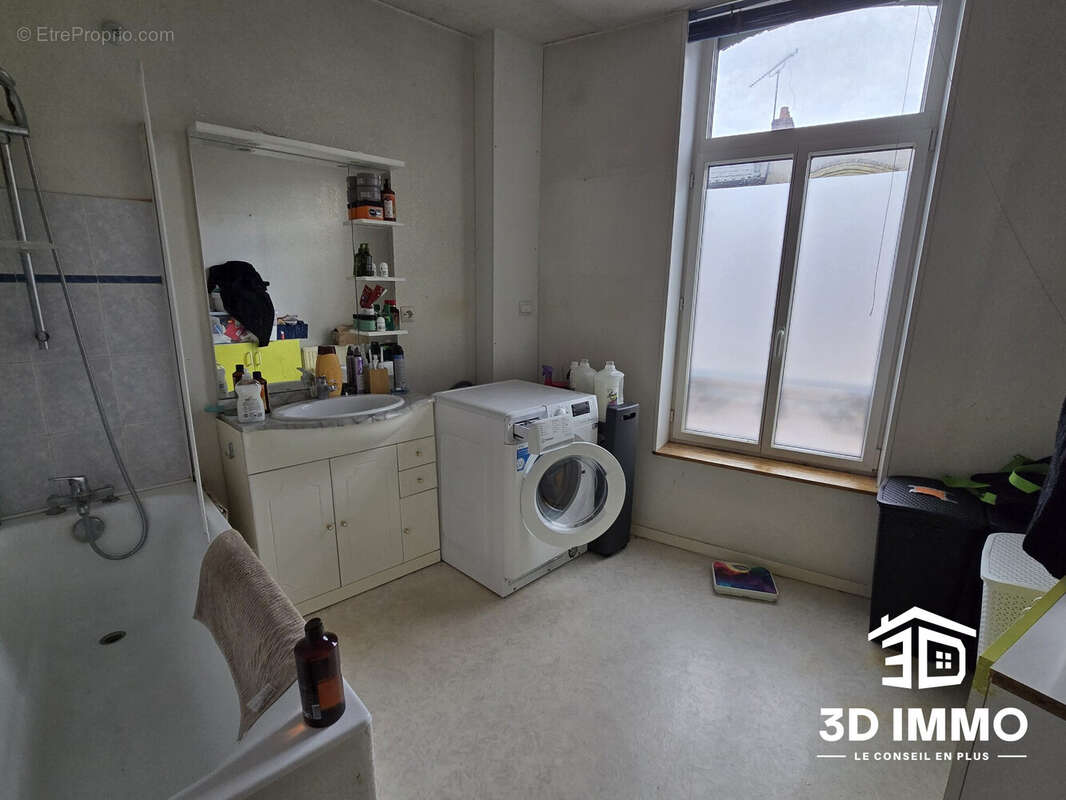 Appartement à AVESNES-SUR-HELPE