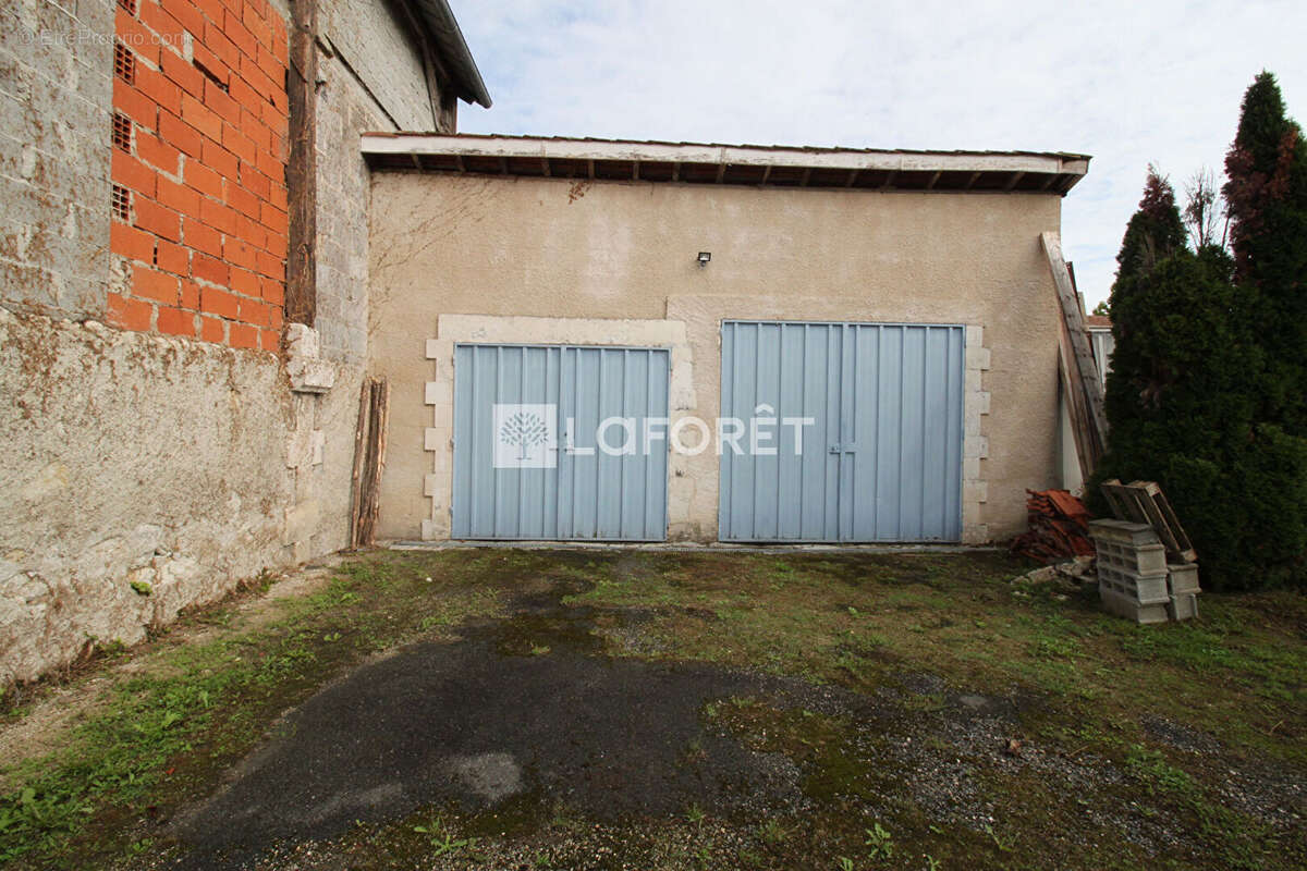 Maison à TOCANE-SAINT-APRE