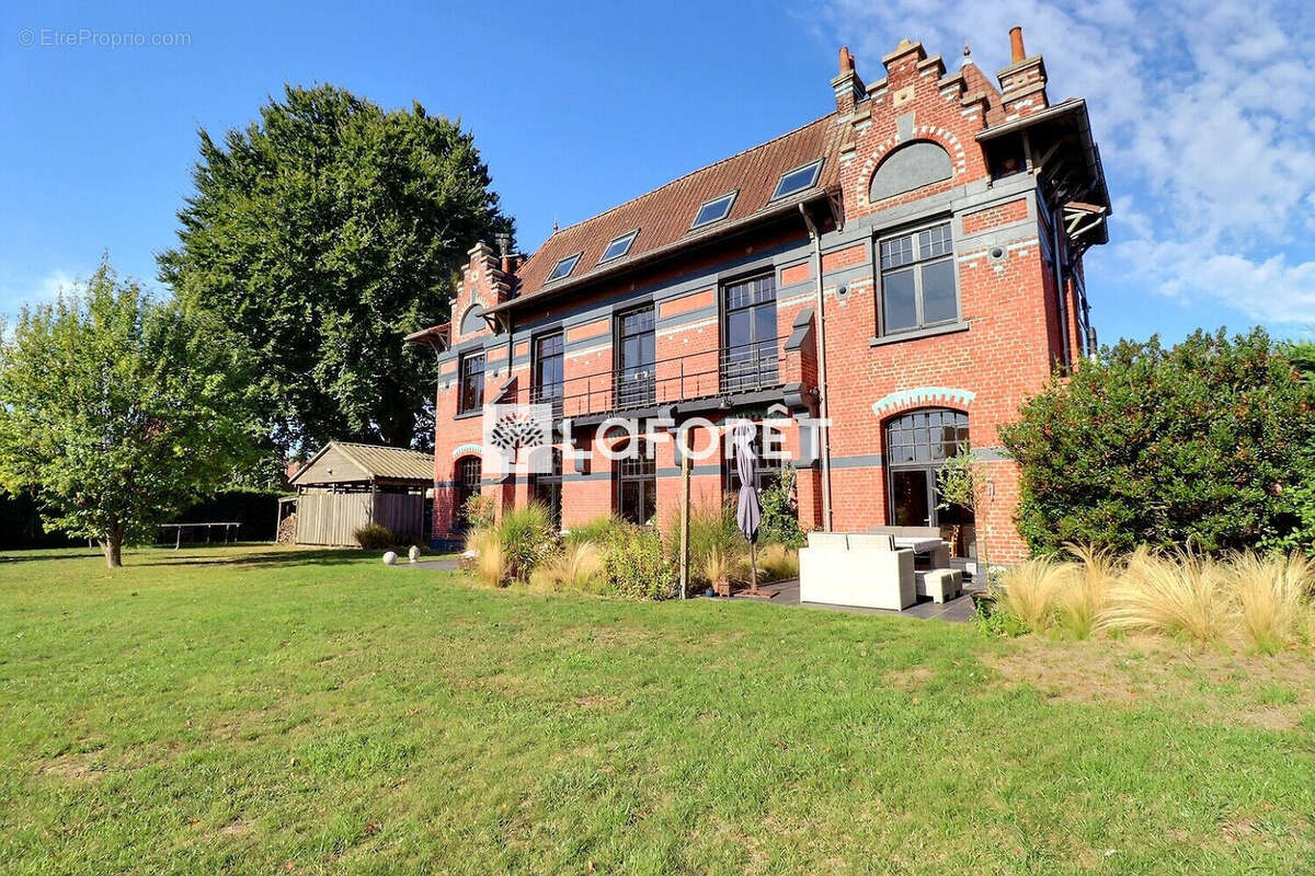 Maison à HOUPLIN-ANCOISNE