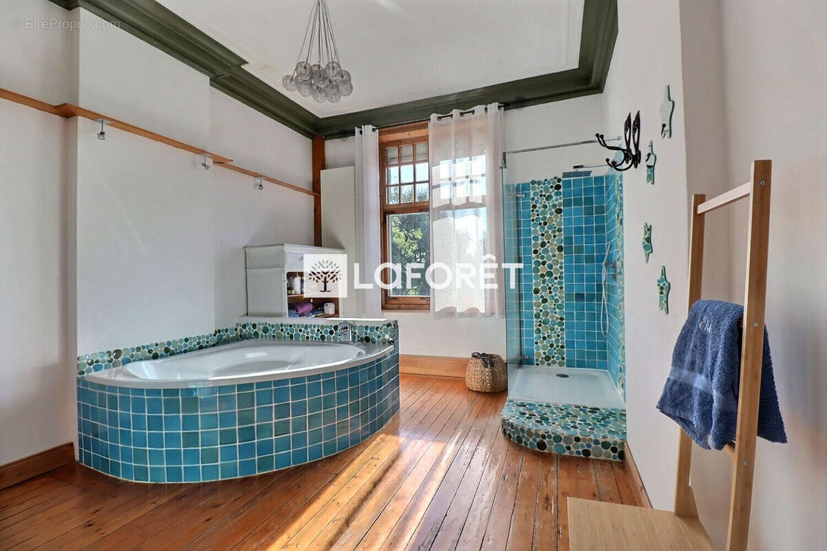 Maison à HOUPLIN-ANCOISNE