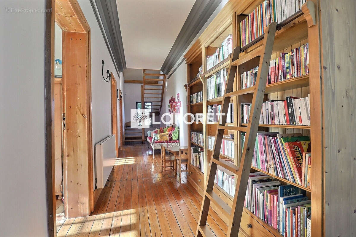 Maison à HOUPLIN-ANCOISNE