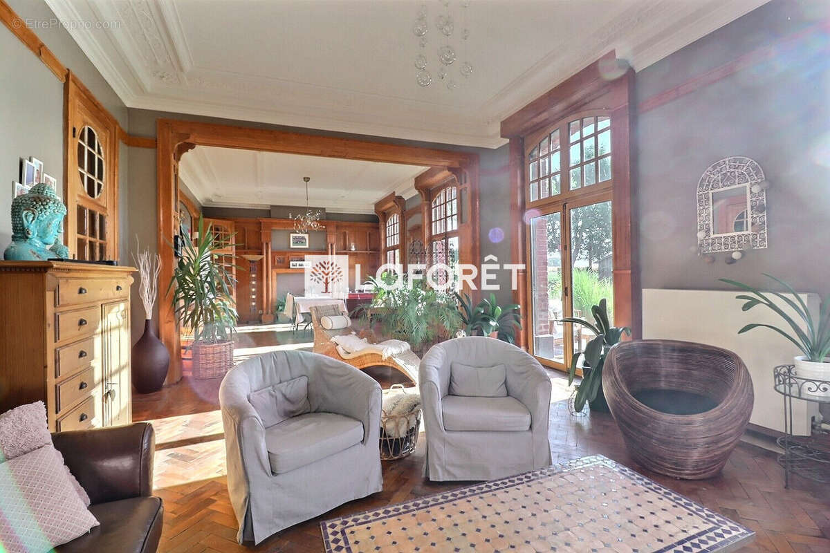 Maison à HOUPLIN-ANCOISNE