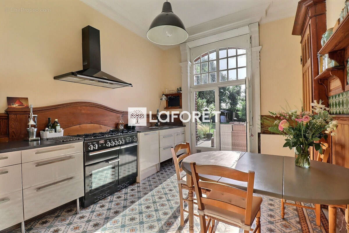 Maison à HOUPLIN-ANCOISNE