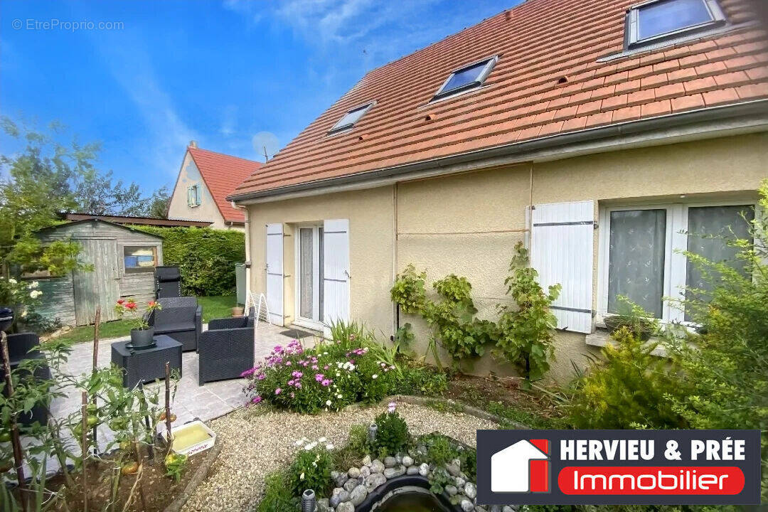 Maison à CRESSERONS