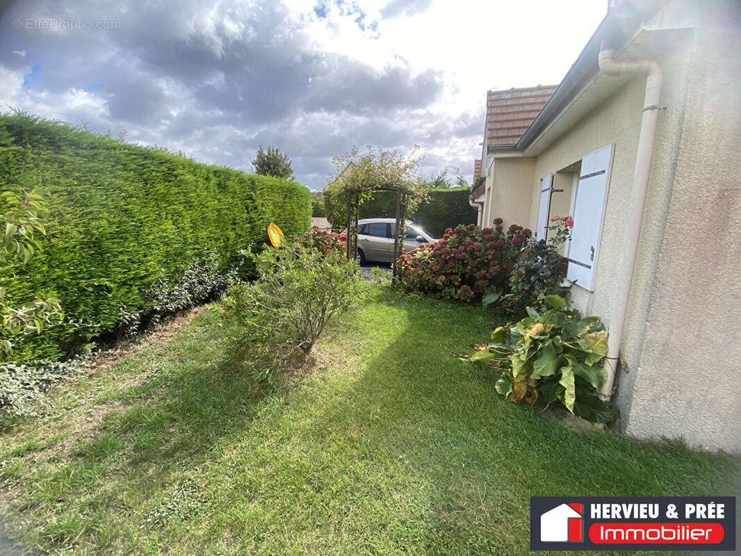 Maison à CRESSERONS