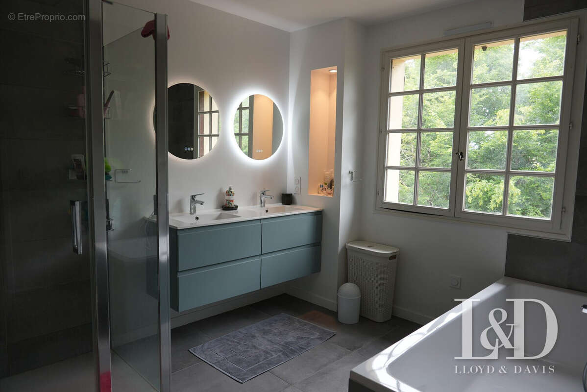 Maison à SAINT-BENOIT