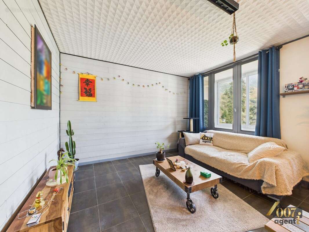 Appartement à ALBERTVILLE