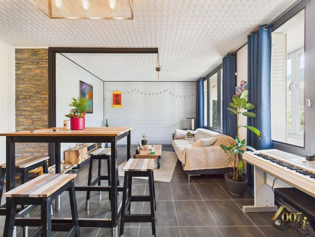 Appartement à ALBERTVILLE