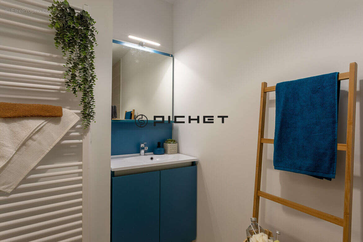 Appartement à BELBERAUD