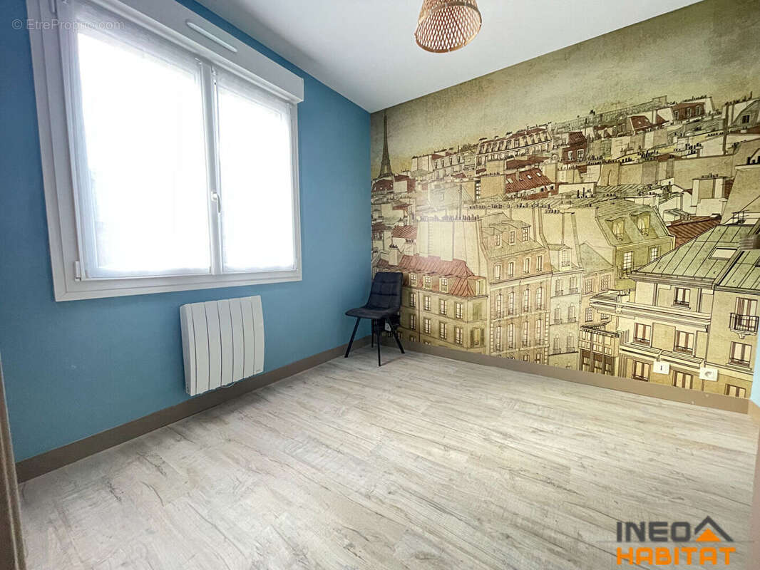 Appartement à LA MEZIERE