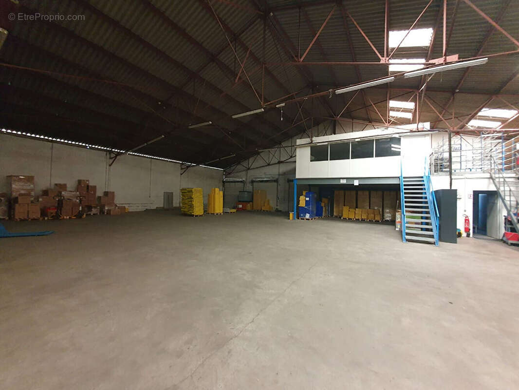 Terrain à SAINTE-EULALIE