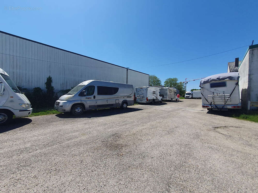 Terrain à SAINTE-EULALIE