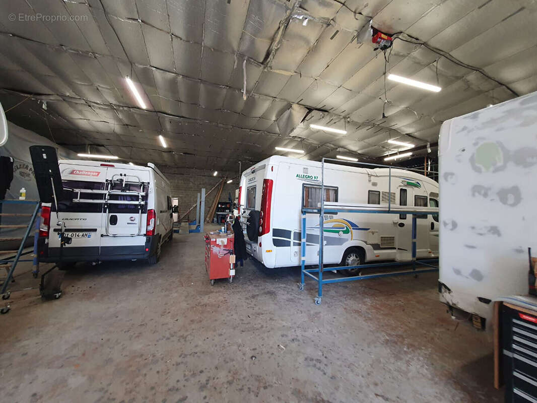 Terrain à SAINTE-EULALIE