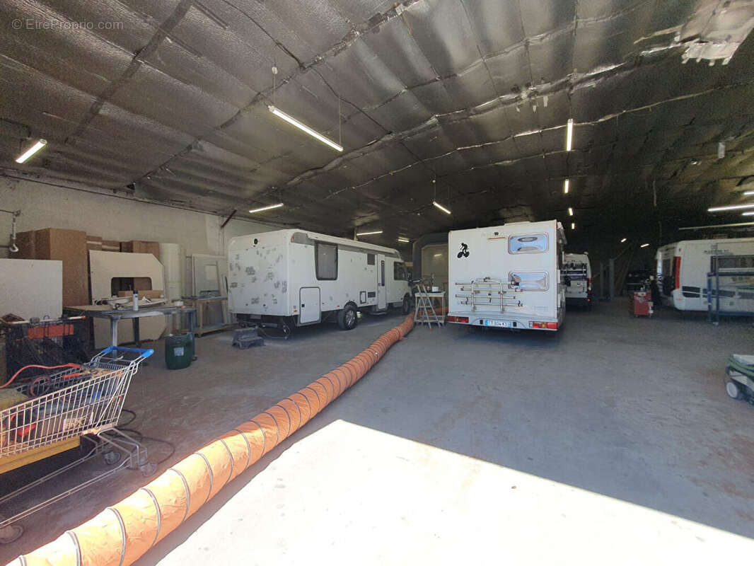 Terrain à SAINTE-EULALIE