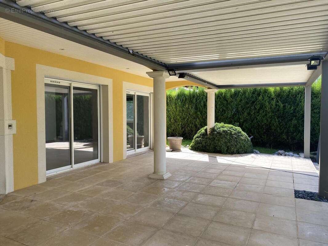 Photo 3 - Maison à FAREINS